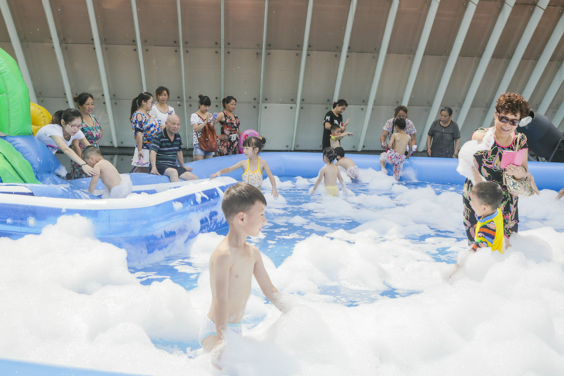 2016成都（都江堰萬達(dá)）冰雪節(jié)開幕儀式