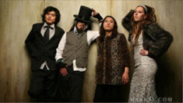 變 色 蝴 蝶 樂 隊(duì)